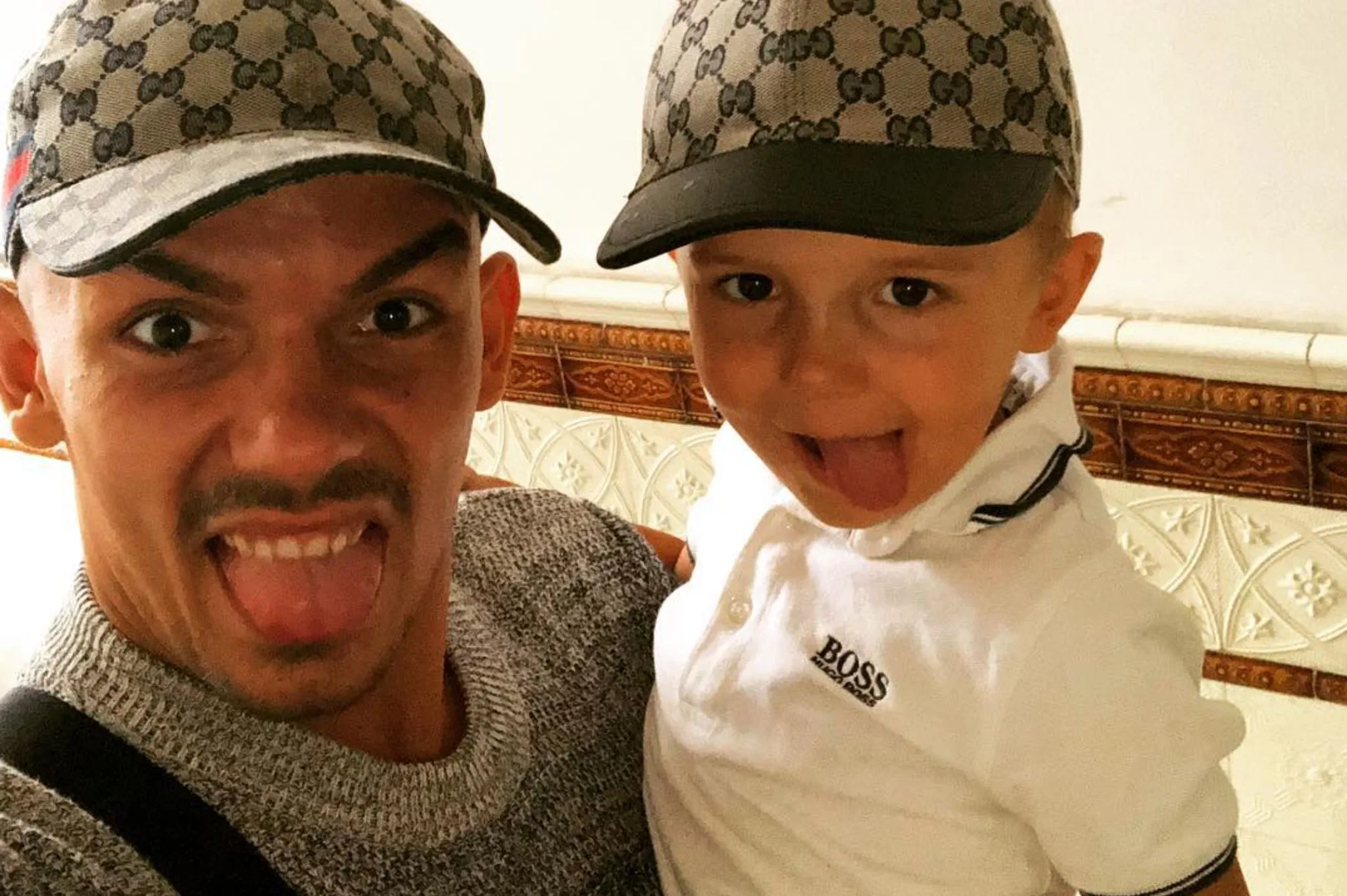 Capital Bra: 5. Kind da! Rap-Star & Frau jubeln – "Großfamilie