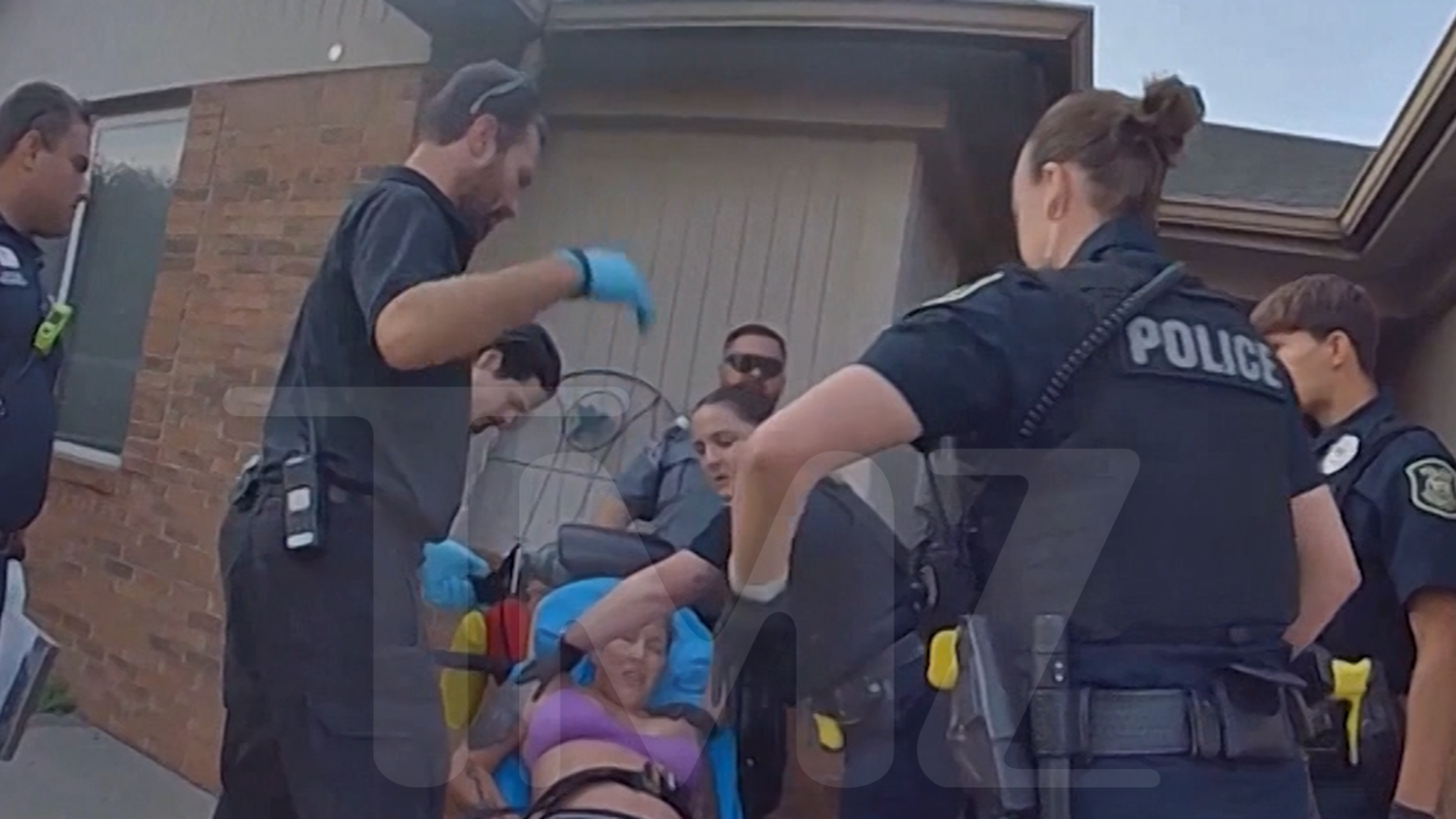 Eminem: Ex-Frau Kim Scott schreit Cops an (Bodycam)